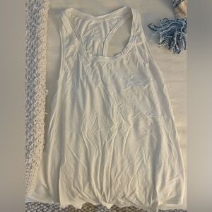 Women’s Lulu Tank size 4 barely worn.